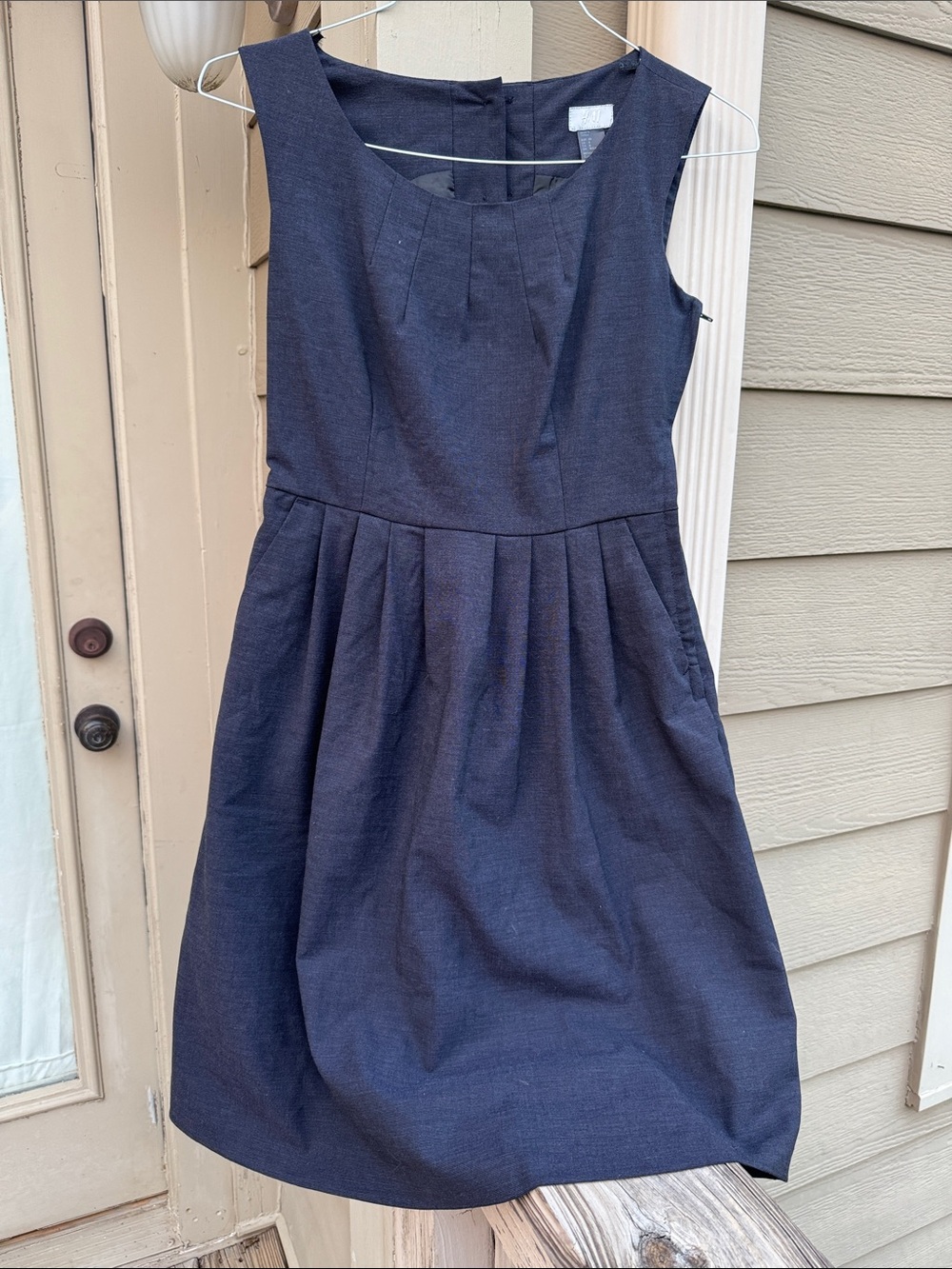 H&M Sleeveless Navy Pleated Midi Dress
